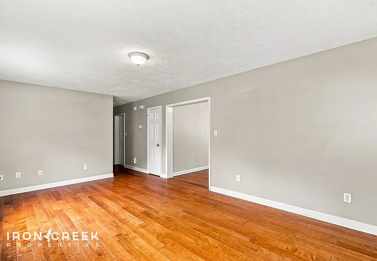 16 Spinet St — Photo 4
