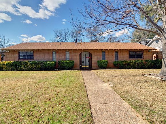 2nd image of 3824 Sunnydale Dr