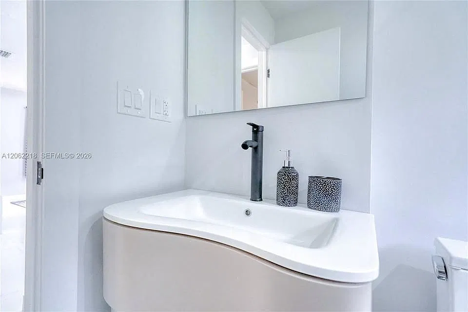 173 NW 47th St