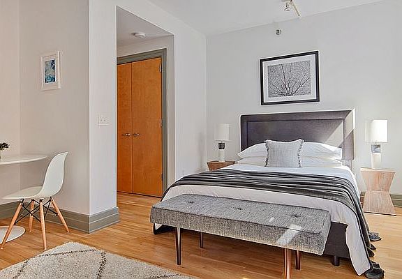3rd image of 125 Court St #9