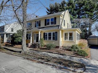 111 Lorimer Ave, Providence, RI 02906