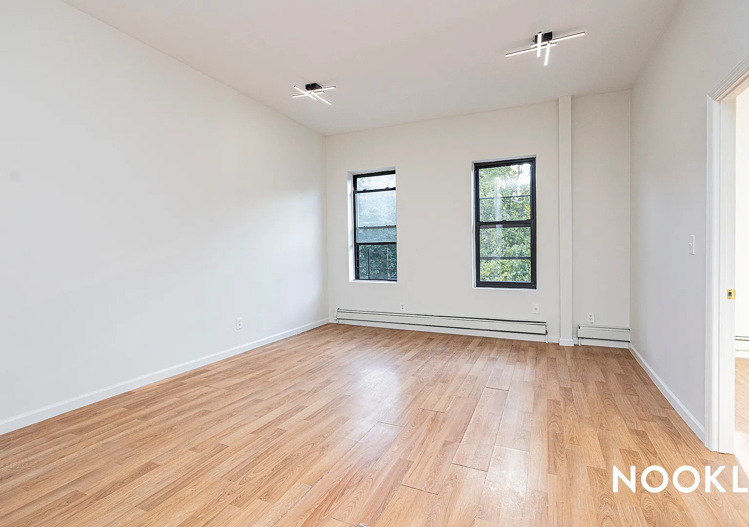 537 Marcy Avenue — Photo 2