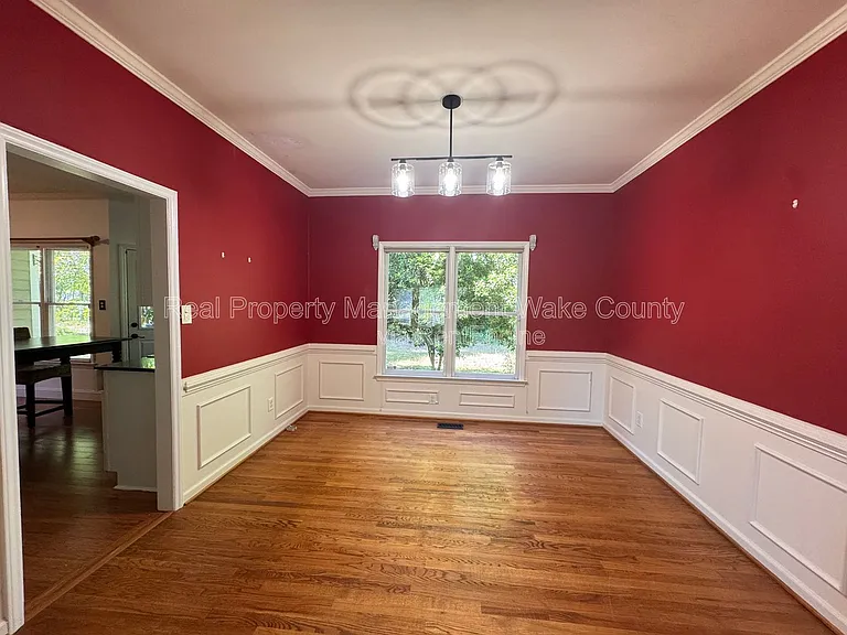 102 Powder Mill Ct — Photo 16