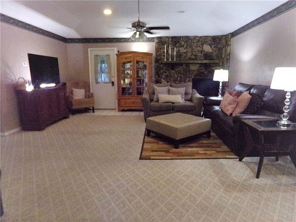 2nd image of 3736 Dawn Dr