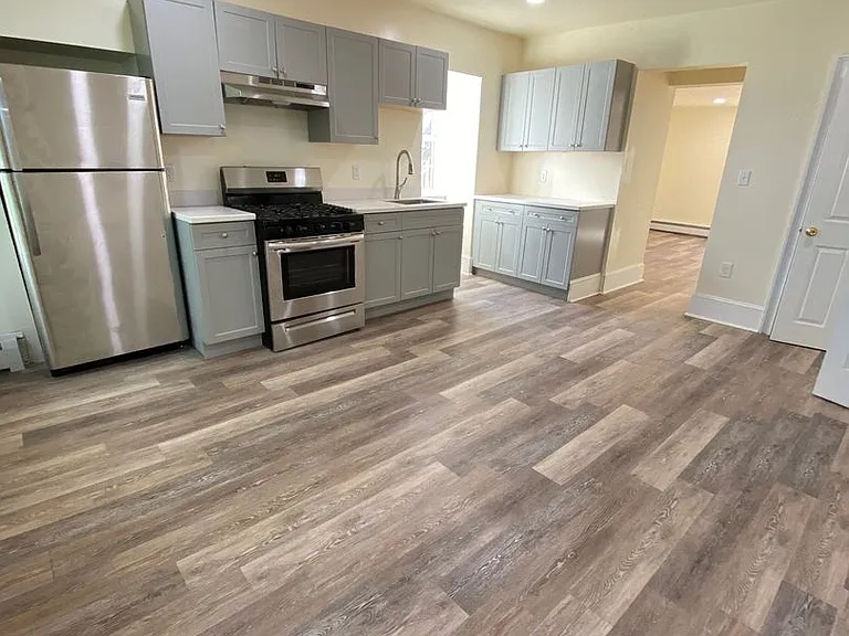 48 Dubois St. — Photo 2