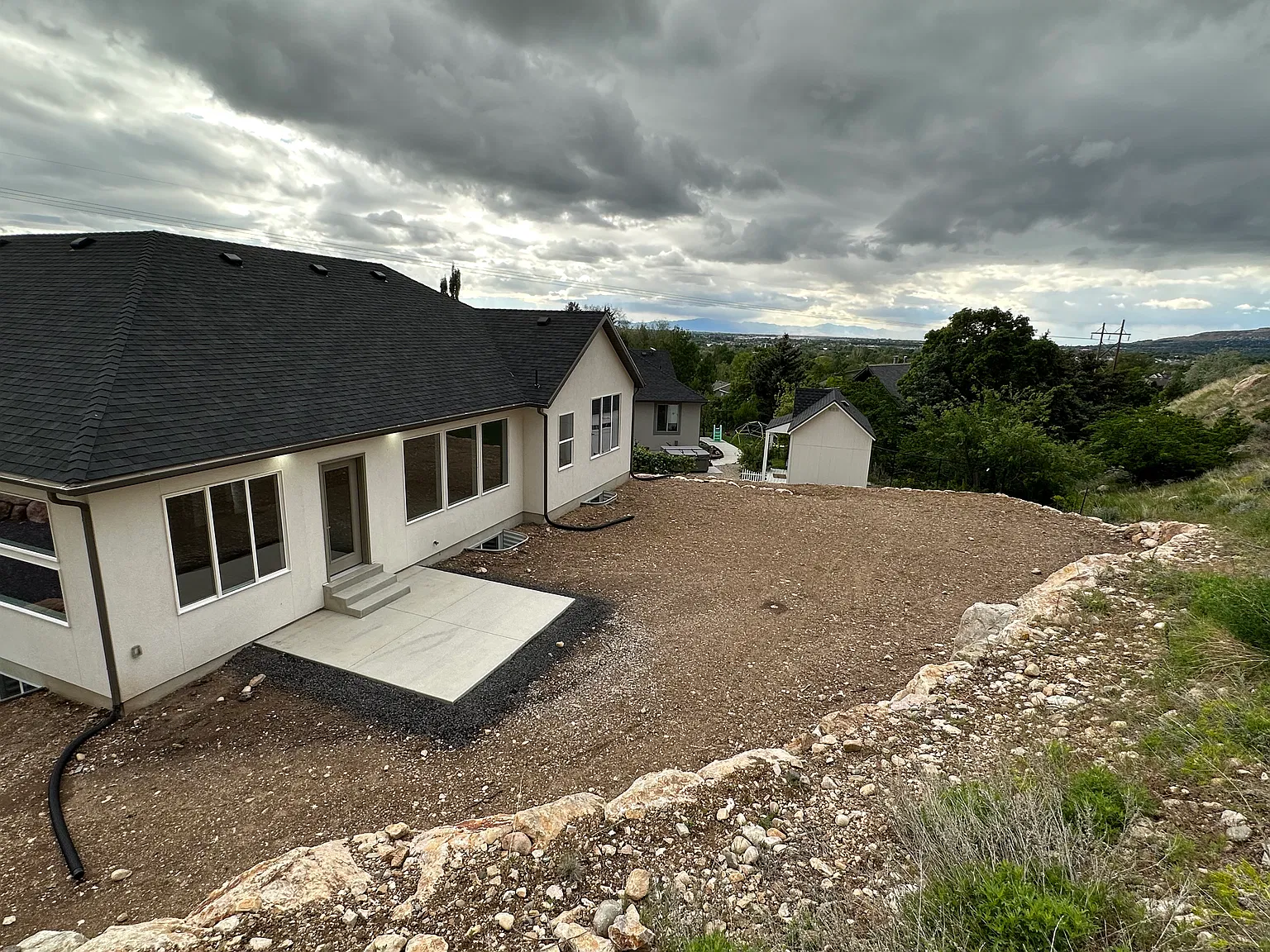 4 bed, 3315 sqft, $3,900 — Photo 3