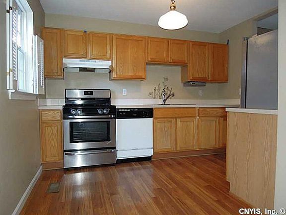 4th image of 5002 Dongara Ln