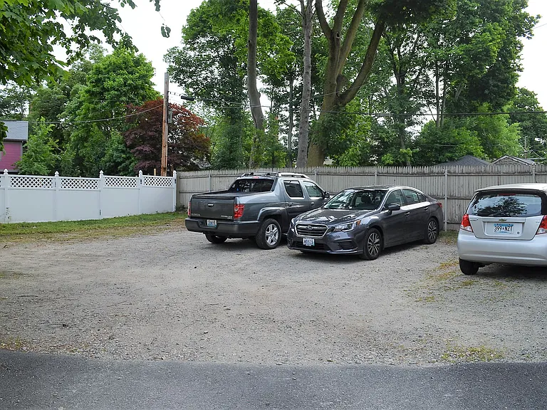 98 Carrington Ave #3 — Photo 6