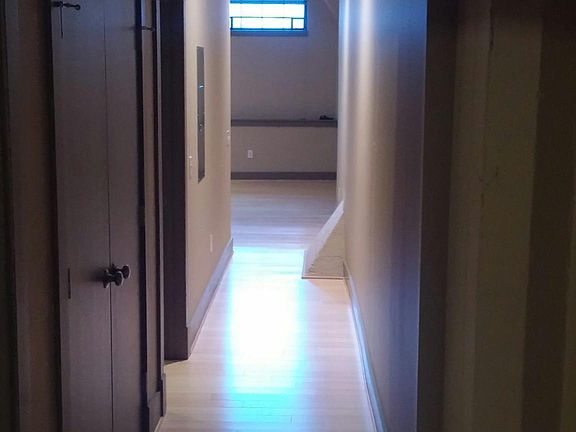4th image of 806 Wasena Ave SW APT 214