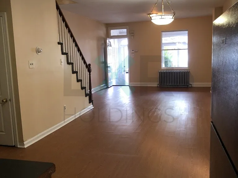118 Francis St — Photo 3