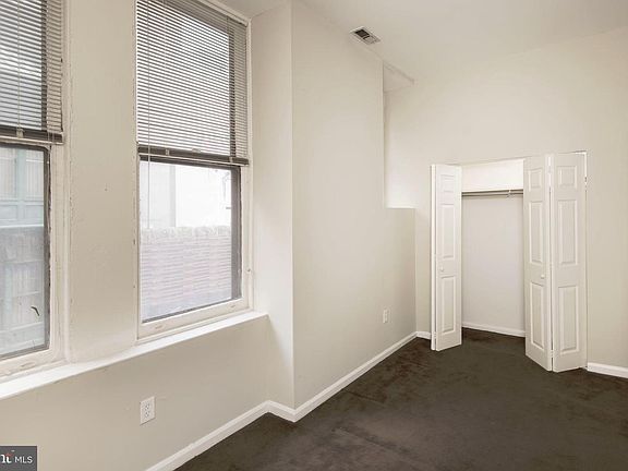 4th image of 147 S 13th St #6