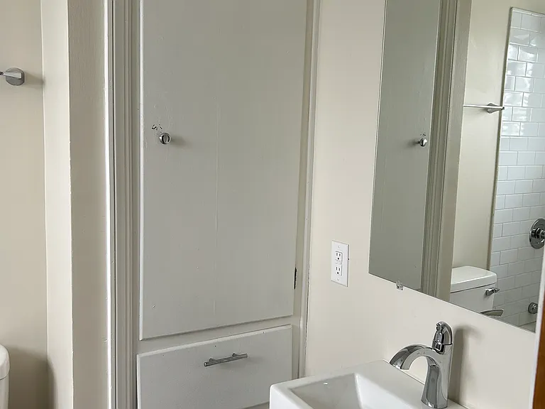 1314 W 7th Ave — Photo 16