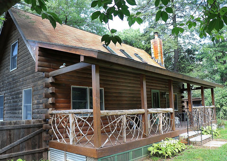 Back of cabin