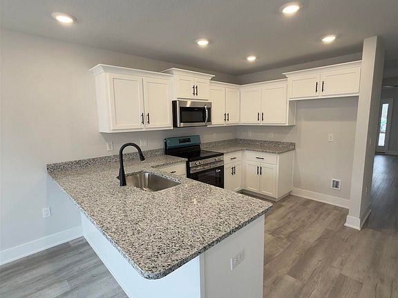 5th image of 3326 Bliss Ln #13A