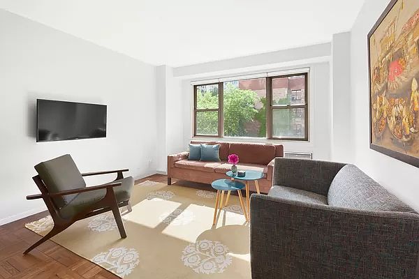 1st image of 2 Charlton St APT 5B