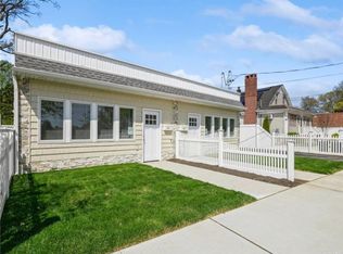 534 Bellmore Rd, East Meadow, NY 11554