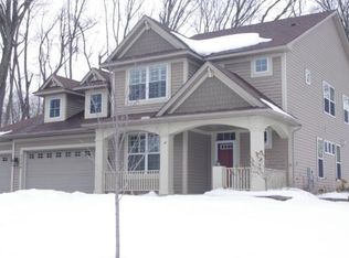 3004 Red Maple Ct, Rockford, MN 55373