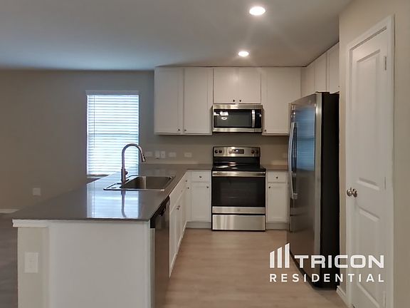 4th image of 5711 Vista Point