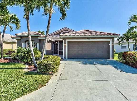 2nd image of 25849 Pebblecreek Dr