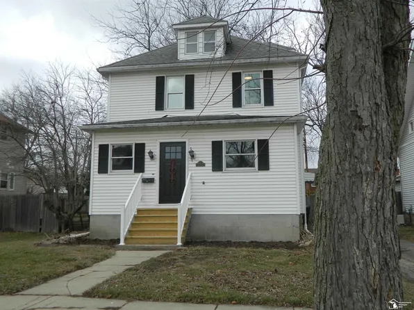443 Arbor Ave, Monroe, MI 48162