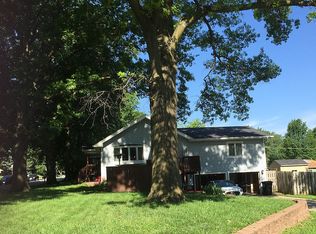 4028 J St, Lincoln, NE 68510