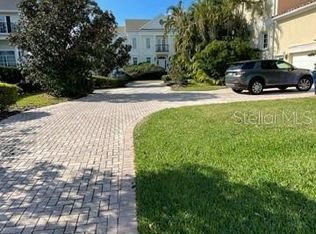 70 Ladoga Ave, Tampa, FL 33606