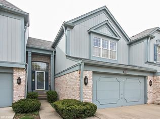 833 Marseilles Cir, Buffalo Grove, IL
