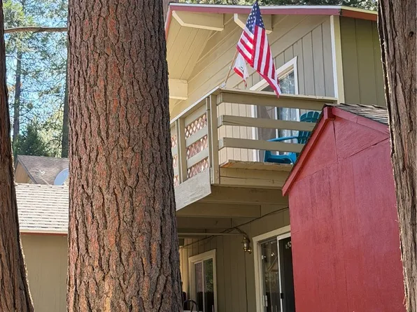 31861 Hollow Way, Running Springs, CA 92382