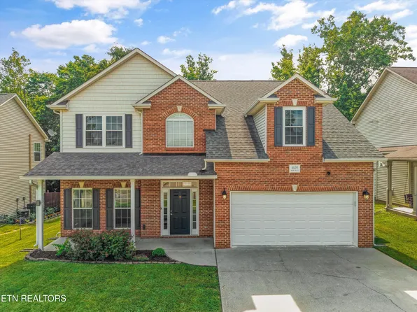 1620 Spring Oak Ln, Lenoir City, TN 37772