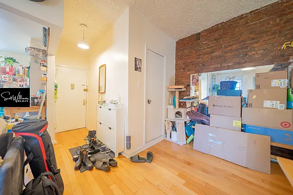 Rented by Scott Williams Realty LLC | media 10