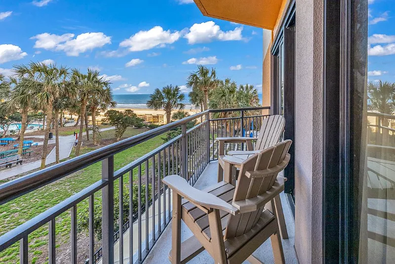 Snowbirds! 1 Bed/1 Bath Condo in Myrtle Beach - Month to Month Rental $1500 — Photo 3