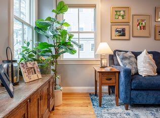 139 Charles St #139, Cambridge, MA 02141