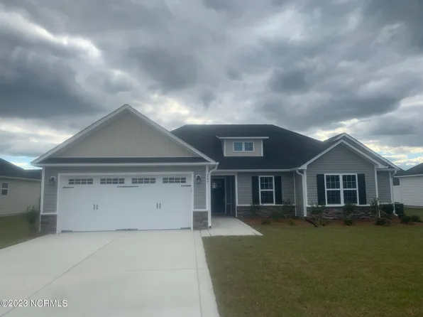 249 Crossroads Store Drive, Jacksonville, NC 28546