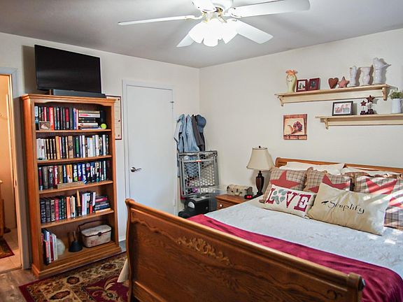 4th image of 10609 S Via Salida