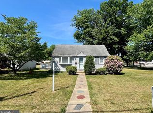 420 Stiles Ave, Maple Shade, NJ 08052