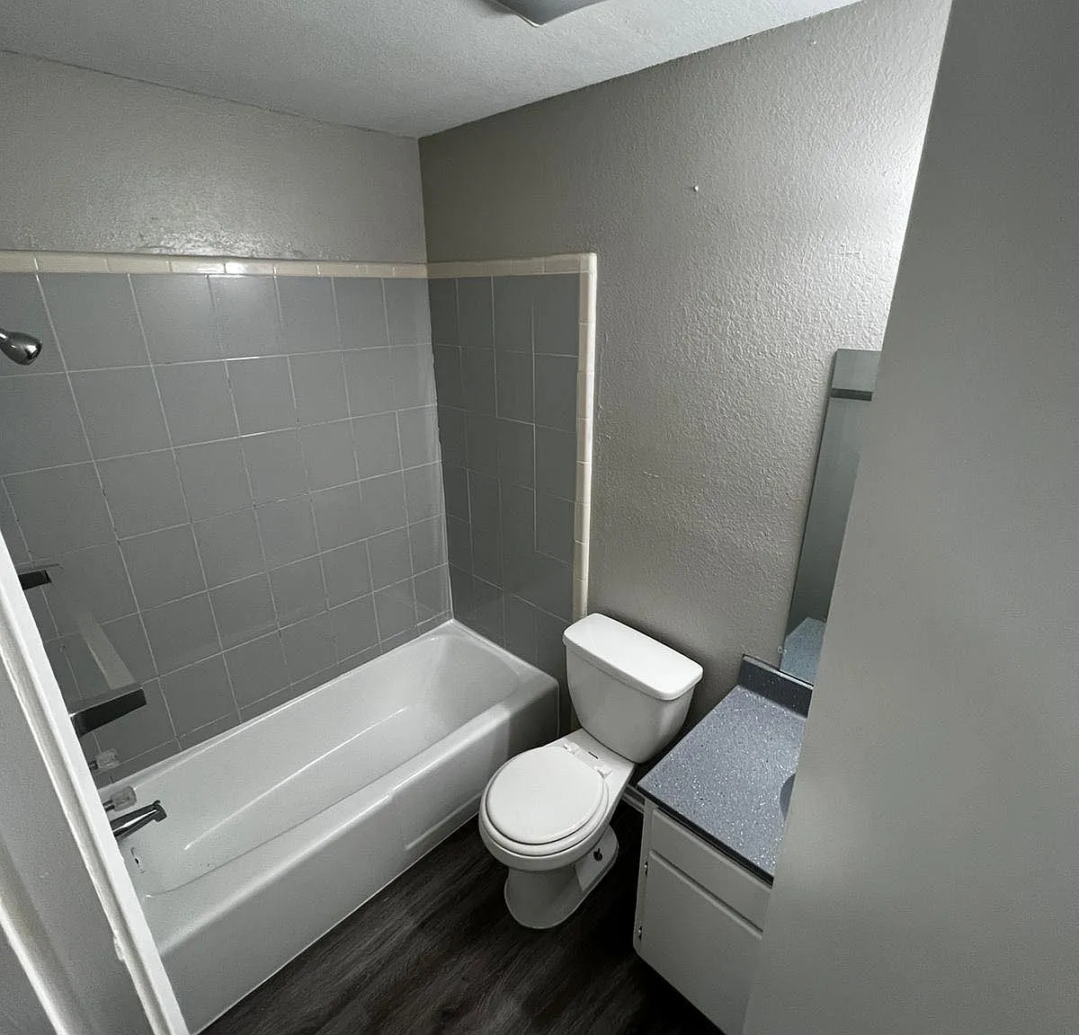 Village Apartments - 2709-B4 — Photo 2