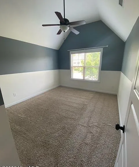 124 Little Bay Dr — Photo 12