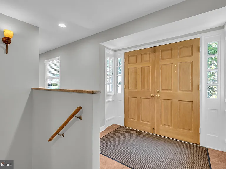 4314 Argonne Dr — Photo 7