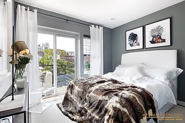 Sold by aptsandlofts.com