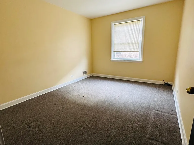 2626 W Balmoral Ave #201 — Photo 6