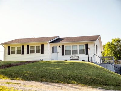 17699 Country Club Rd, Atchison, KS, 66002