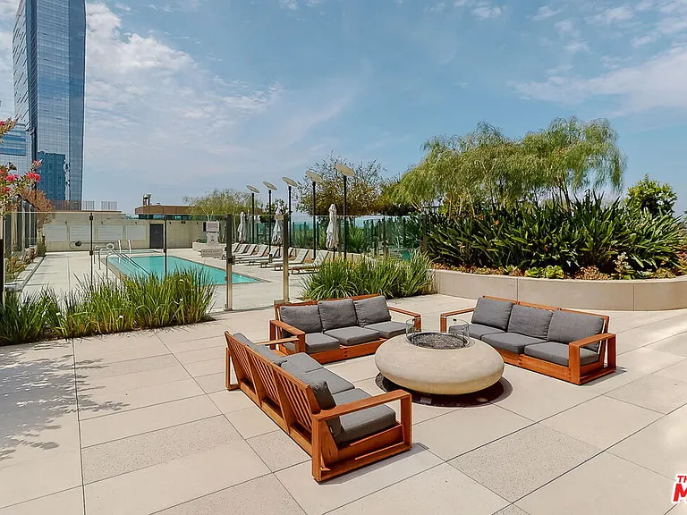889 Francisco St #2602 — Photo 39