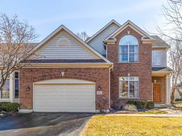 3952 Honeymoon Rdg, Lake In The Hills, IL 60156