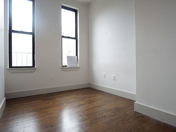 4th image of 177 Wyckoff Ave #2G