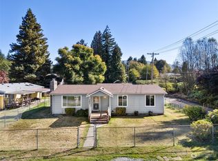 141 6th St, Morton, WA 98356