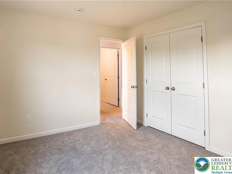 3740 Samantha Ln — Photo 14