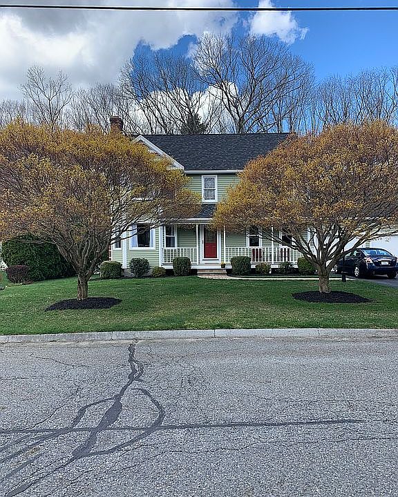 2nd image of 14 Quinshipaug Rd