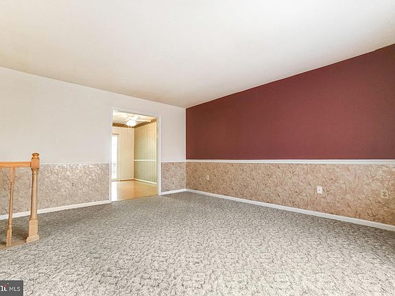 4th image of 28755 Hancock Dr