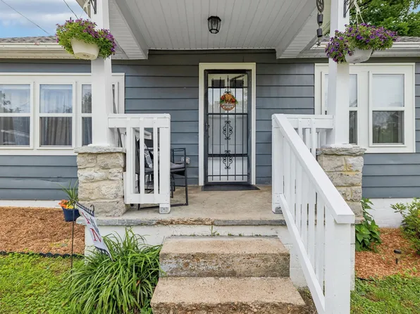 109 Hall St, Hartsville, TN 37074