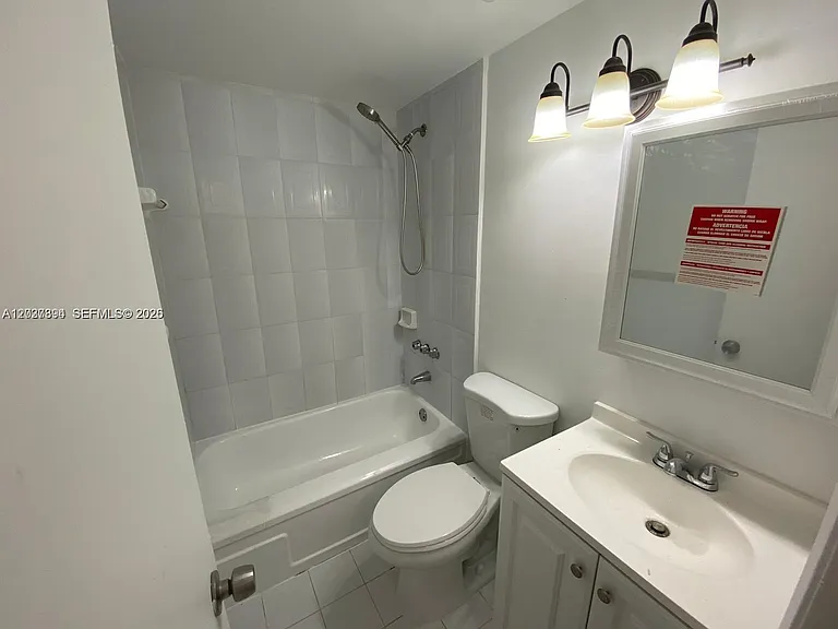 1813 SW 107th Ave #2402 — Photo 7